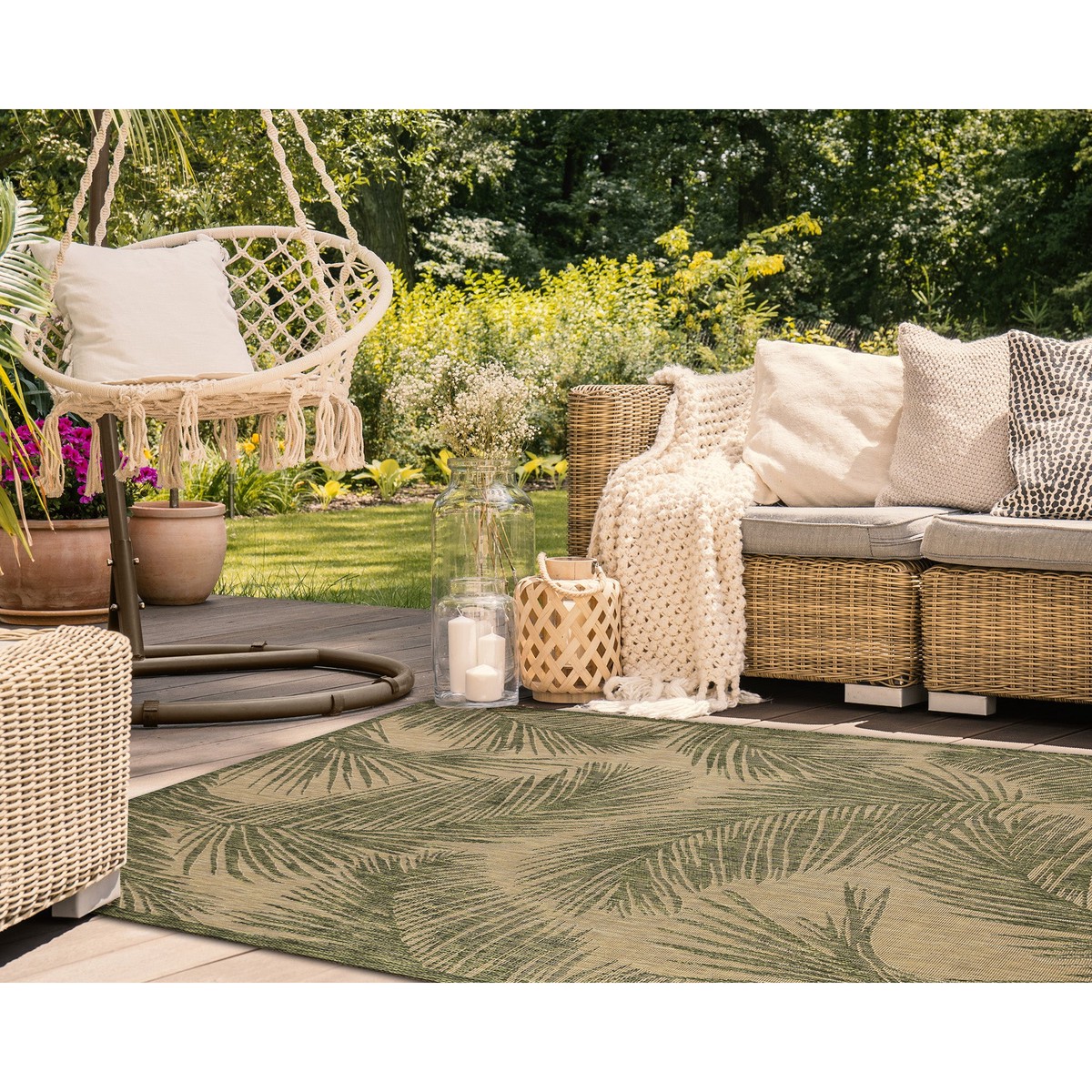 Liora Manne Carmel Fronds IndoorOutdoor Area Rug Green 410 X 76 710Square