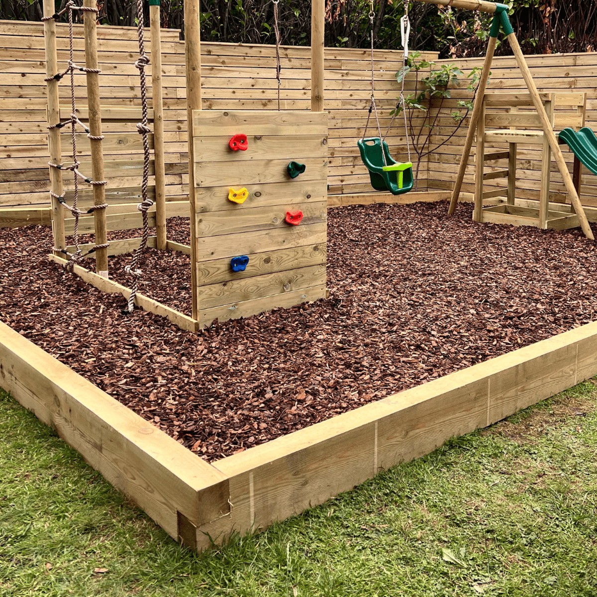 Click And Collect Playsafe Playground Bark 50Ltr 3 LtrBagsOffer