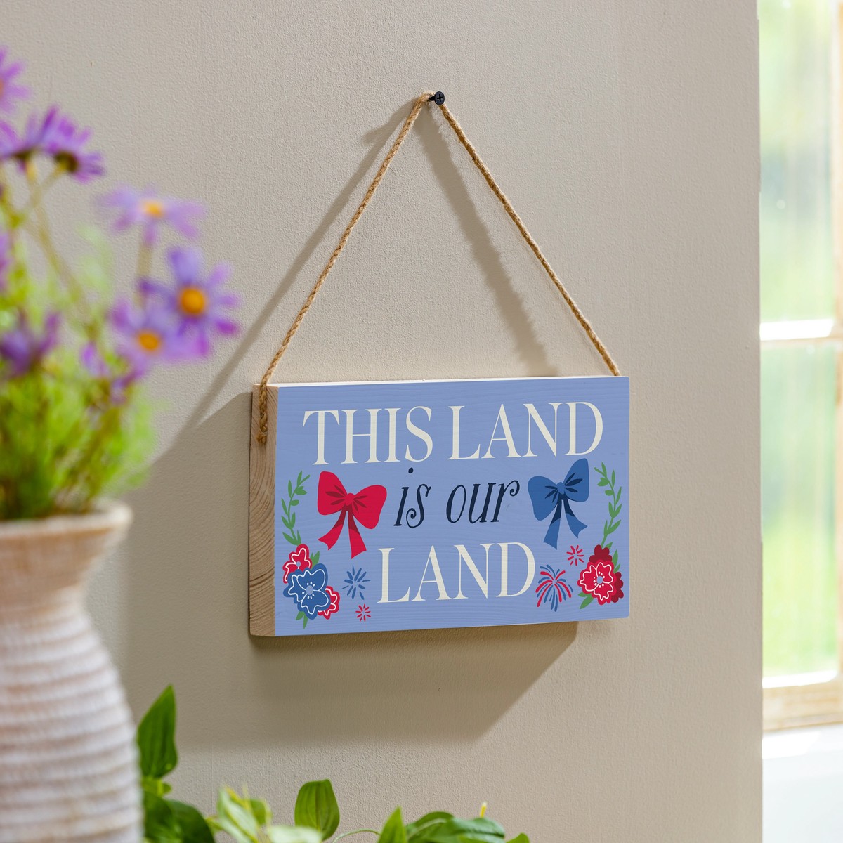 American Classic Red White Bows Wood Hanging Sign W Rope This Land Is Our Land 11