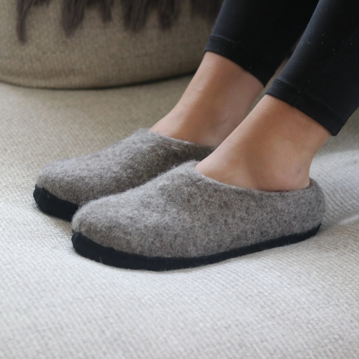 Womens Newport Noir Wool House Shoe Heather41