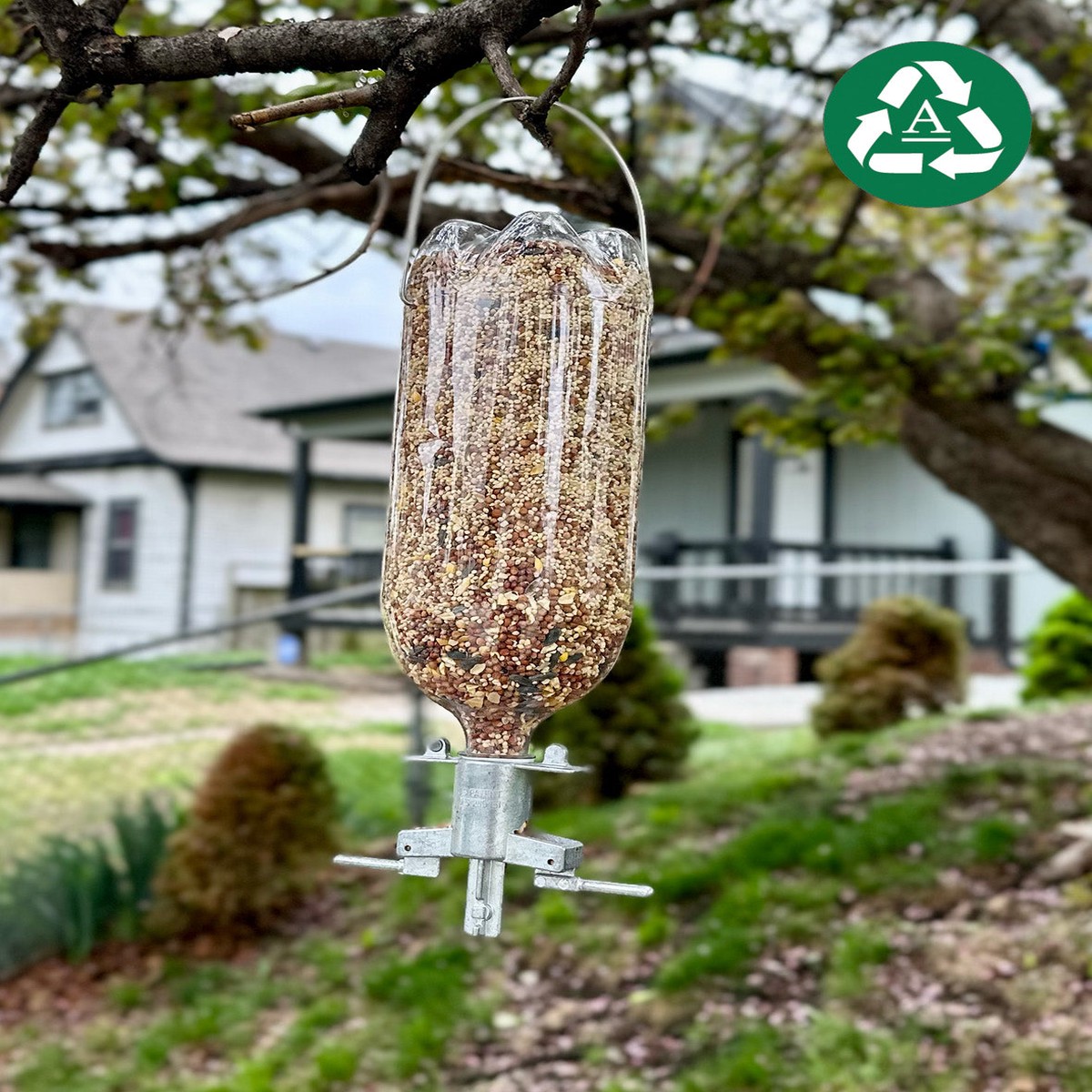 2-Liter Bird Feeder