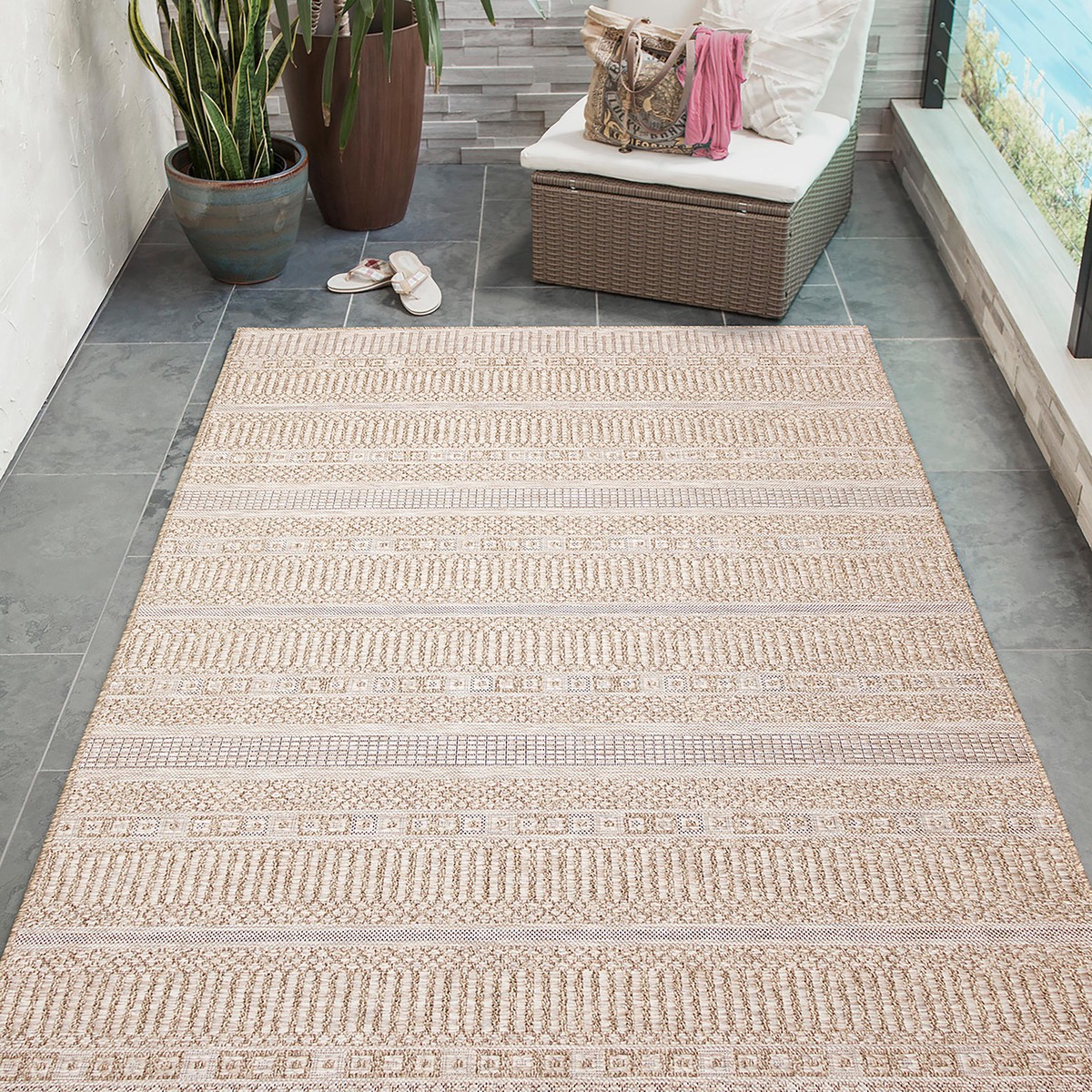 IndoorOutdoor Beachcomber Striped Rug 710 x 910